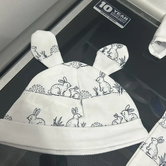 6 month first Easter footie zipper bunny rabbit ear hat unisex neutral boy girl - Picture 3 of 3